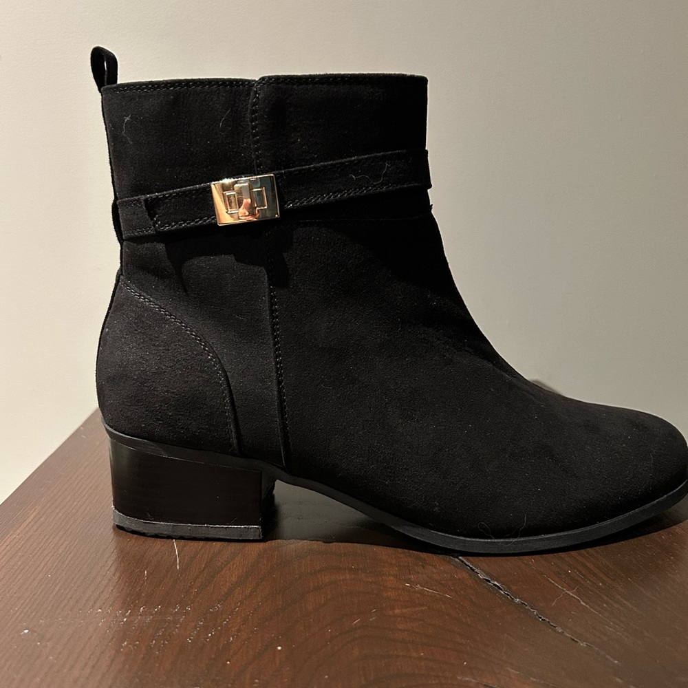 Penningtons Black Ankle Booties with Gold Accent
